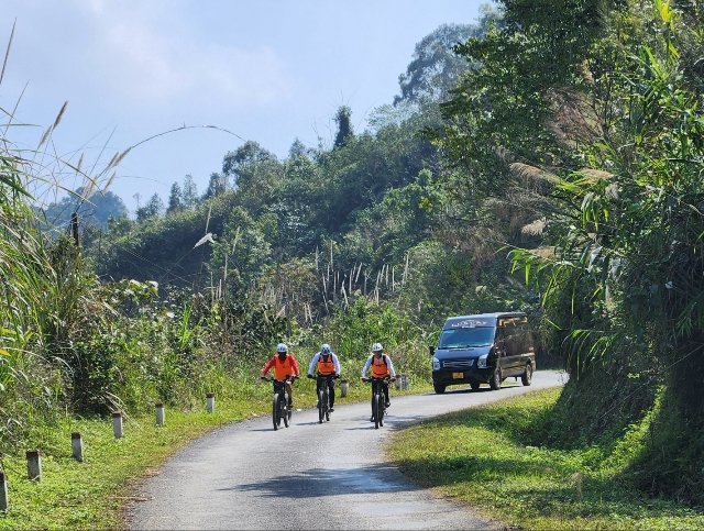 Best Cycling Tour in Far North East Vietnam 10 Days